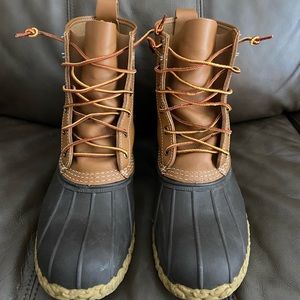 L.L. Bean Men 8” Bean Boots. Size 10M.